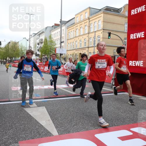 25.04.2026 - Das Zehntel Strokosch-Dieckow http://msf.ph/oto/9622307 25.04.2026 08:52:43 Ziel 1030, 1149, 1710, 1769, 2021, 2300, 2451, 2623, 2673, 2680, 2810, 2870, 2873, 2886, 2990, 3249, 3512, 3533, 3613, 3654, 3830, 3969, 4047 meine-sportfotos.de