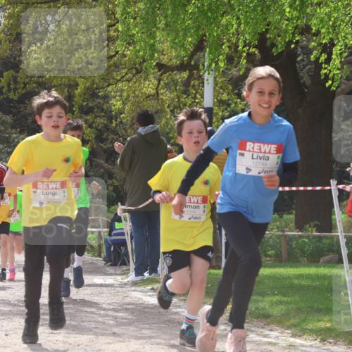 25.04.2026 - Das Zehntel Zöllner http://msf.ph/oto/9622308 25.04.2026 11:39:35 Laufen 12302, 2304, 12744 meine-sportfotos.de