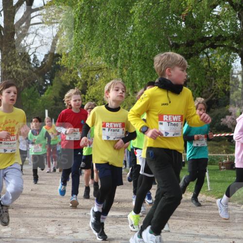 25.04.2026 - Das Zehntel Zöllner http://msf.ph/oto/9622310 25.04.2026 07:40:59 Laufen 2767, 2728, 2052, 255, 2279 meine-sportfotos.de