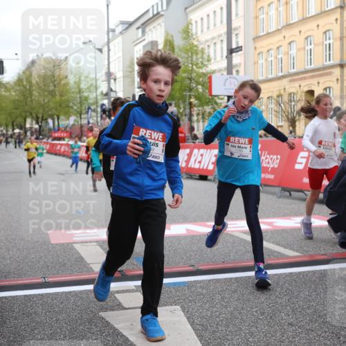 25.04.2026 - Das Zehntel Strokosch-Dieckow http://msf.ph/oto/9622326 25.04.2026 08:52:44 Ziel 1030, 1149, 1710, 1769, 2300, 2451, 2623, 2673, 2680, 2870, 2873, 2886, 2990, 3249, 3512, 3533, 3613, 3654, 3707, 3830, 3969, 4047 meine-sportfotos.de