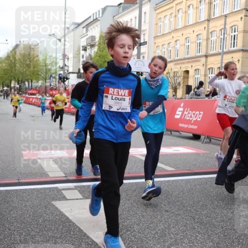 25.04.2026 - Das Zehntel Strokosch-Dieckow http://msf.ph/oto/9622368 25.04.2026 08:52:44 Ziel 1030, 1149, 1710, 1769, 2300, 2451, 2623, 2673, 2680, 2870, 2873, 2886, 2990, 3249, 3512, 3533, 3613, 3654, 3707, 3830, 3969, 4047 meine-sportfotos.de