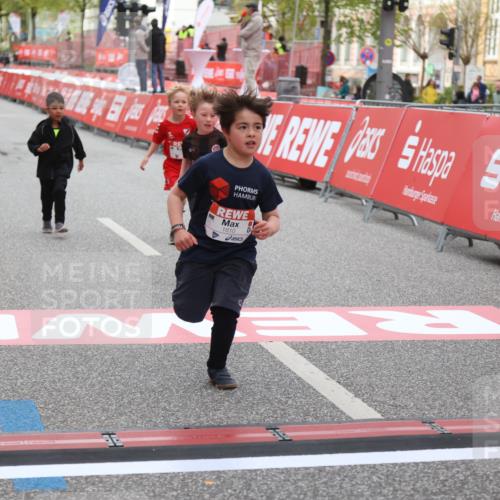 25.04.2026 - Das Zehntel Strokosch-Dieckow http://msf.ph/oto/9622379 25.04.2026 09:14:28 Ziel 1775, 1776, 1810, 3463 meine-sportfotos.de