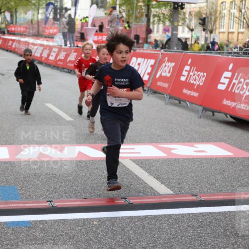 25.04.2026 - Das Zehntel Strokosch-Dieckow http://msf.ph/oto/9622396 25.04.2026 09:14:28 Ziel 1775, 1776, 1810, 3463 meine-sportfotos.de