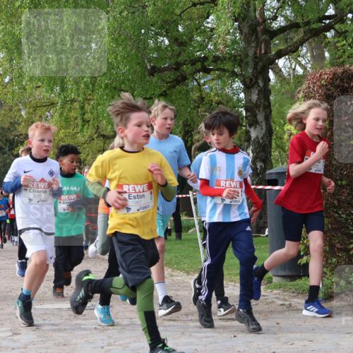 25.04.2026 - Das Zehntel Zöllner http://msf.ph/oto/9622406 25.04.2026 07:41:05 Laufen 44444, 3380, 1987 meine-sportfotos.de