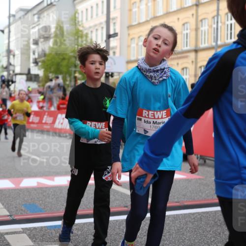 25.04.2026 - Das Zehntel Strokosch-Dieckow http://msf.ph/oto/9622416 25.04.2026 08:52:45 Ziel 1030, 1149, 1710, 1769, 2300, 2451, 2673, 2680, 2746, 2870, 2873, 2886, 2901, 2990, 3249, 3512, 3533, 3613, 3654, 3691, 3707, 3811, 3830, 3969, 4047 meine-sportfotos.de