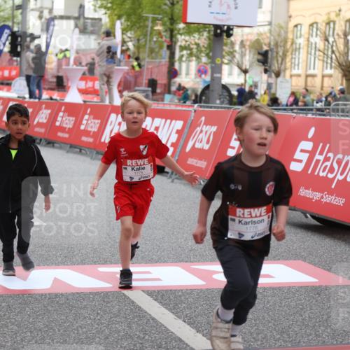 25.04.2026 - Das Zehntel Strokosch-Dieckow http://msf.ph/oto/9622473 25.04.2026 09:14:30 Ziel 1775, 1776, 1780, 1810, 3463 meine-sportfotos.de