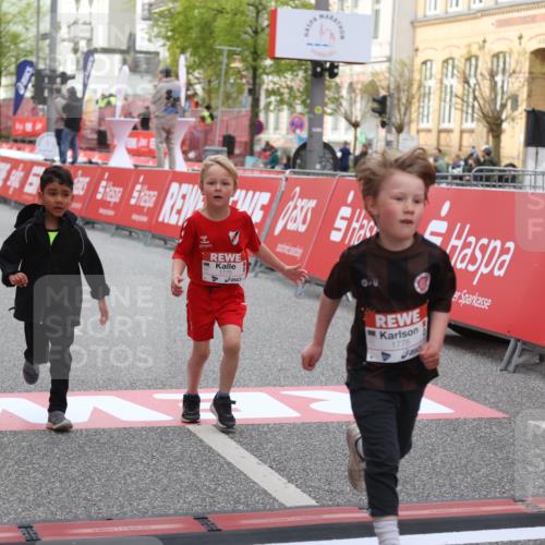 25.04.2026 - Das Zehntel Strokosch-Dieckow http://msf.ph/oto/9622481 25.04.2026 09:14:30 Ziel 1775, 1776, 1780, 1810, 3463 meine-sportfotos.de