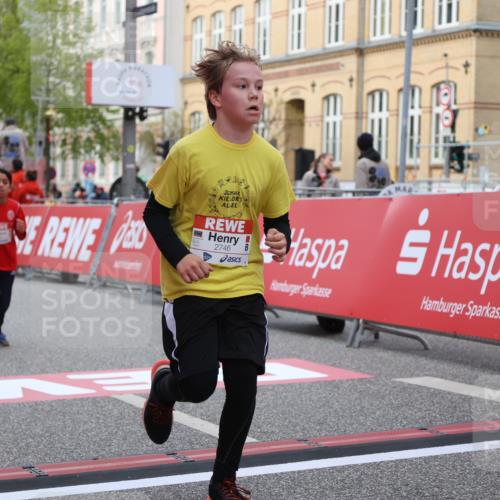 25.04.2026 - Das Zehntel Strokosch-Dieckow http://msf.ph/oto/9622489 25.04.2026 08:52:48 Ziel 1367, 1710, 1769, 2300, 2307, 2451, 2673, 2680, 2746, 2797, 2870, 2871, 2873, 2877, 2884, 2901, 2990, 3167, 3249, 3423, 3512, 3533, 3691, 3707, 3811, 3969, 4037, 4047 meine-sportfotos.de