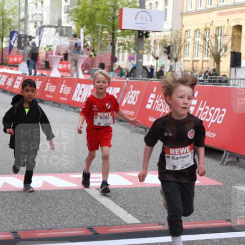 25.04.2026 - Das Zehntel Strokosch-Dieckow http://msf.ph/oto/9622492 25.04.2026 09:14:30 Ziel 1775, 1776, 1780, 1810, 3463 meine-sportfotos.de