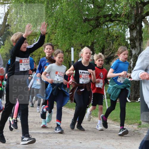 25.04.2026 - Das Zehntel Zöllner http://msf.ph/oto/9622497 25.04.2026 07:41:11 Laufen 2171, 2155, 1459 meine-sportfotos.de