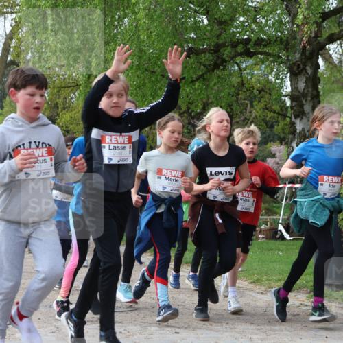 25.04.2026 - Das Zehntel Zöllner http://msf.ph/oto/9622503 25.04.2026 07:41:11 Laufen 021, 171, 2155 meine-sportfotos.de