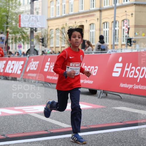 25.04.2026 - Das Zehntel Strokosch-Dieckow http://msf.ph/oto/9622521 25.04.2026 08:52:50 Ziel 1367, 1710, 1769, 1789, 2300, 2307, 2495, 2746, 2797, 2870, 2871, 2873, 2877, 2884, 2901, 3112, 3164, 3167, 3175, 3249, 3348, 3380, 3423, 3512, 3533, 3691, 3707, 3811, 4037 meine-sportfotos.de