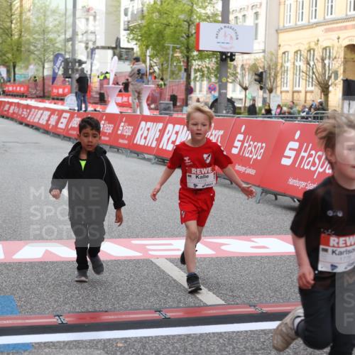 25.04.2026 - Das Zehntel Strokosch-Dieckow http://msf.ph/oto/9622524 25.04.2026 09:14:30 Ziel 1775, 1776, 1780, 1810, 3463 meine-sportfotos.de