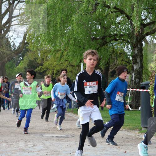 25.04.2026 - Das Zehntel Zöllner http://msf.ph/oto/9622525 25.04.2026 07:41:13 Laufen 1021 meine-sportfotos.de