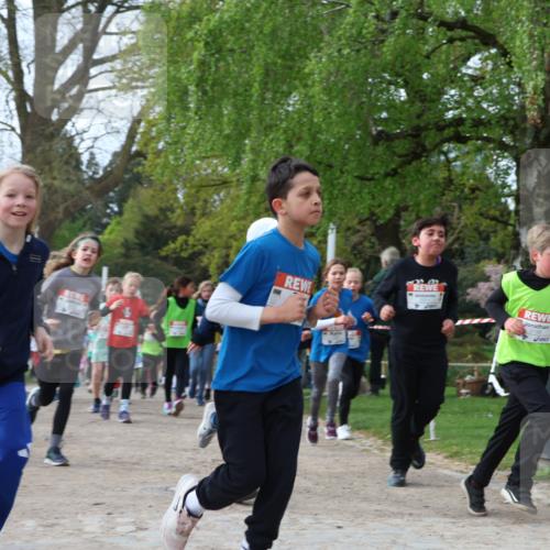 25.04.2026 - Das Zehntel Zöllner http://msf.ph/oto/9622562 25.04.2026 07:41:15 Laufen 3198 meine-sportfotos.de