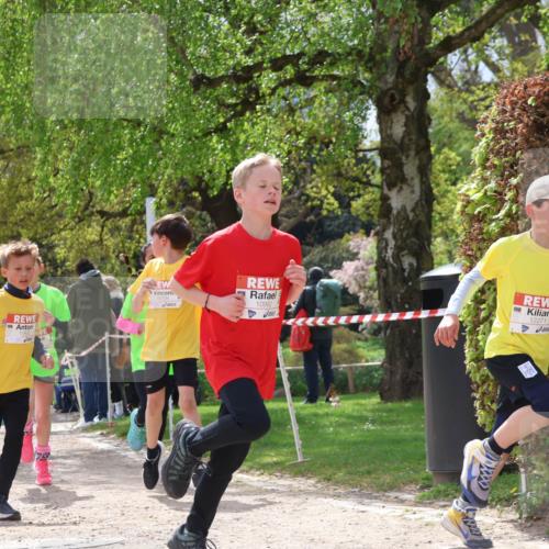25.04.2026 - Das Zehntel Zöllner http://msf.ph/oto/9622573 25.04.2026 11:39:41 Laufen 11802, 11794, 10992, 12271 meine-sportfotos.de
