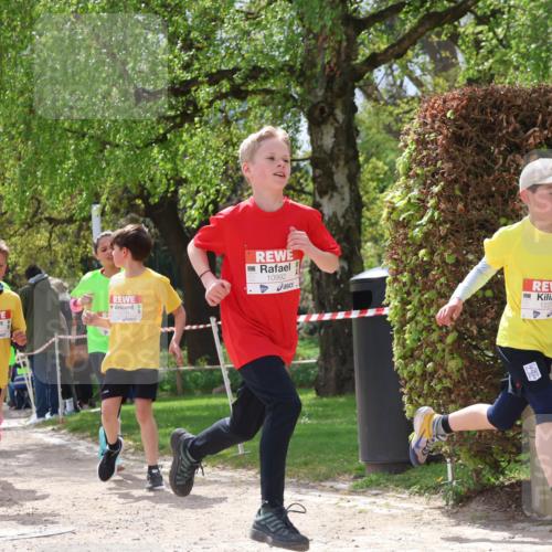 25.04.2026 - Das Zehntel Zöllner http://msf.ph/oto/9622583 25.04.2026 11:39:41 Laufen 11794, 10992, 12271 meine-sportfotos.de