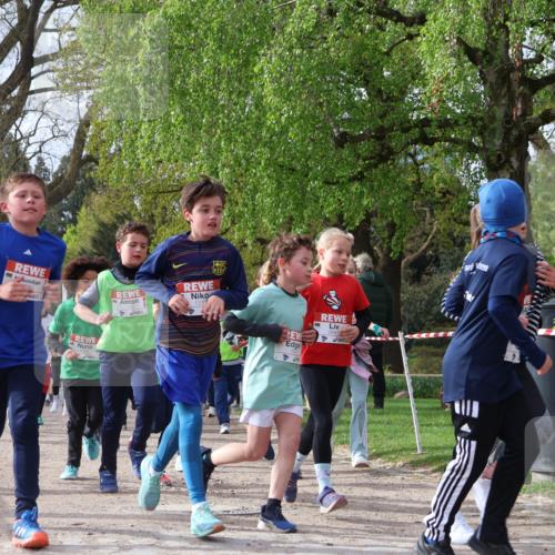 25.04.2026 - Das Zehntel Zöllner http://msf.ph/oto/9622607 25.04.2026 07:41:18 Laufen 1317 meine-sportfotos.de