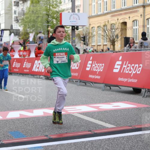 25.04.2026 - Das Zehntel Strokosch-Dieckow http://msf.ph/oto/9622613 25.04.2026 08:52:52 Ziel 1367, 1789, 1798, 2307, 2325, 2495, 2746, 2785, 2797, 2871, 2877, 2884, 2901, 3112, 3164, 3167, 3175, 3348, 3380, 3423, 3691, 3707, 3811, 4037 meine-sportfotos.de