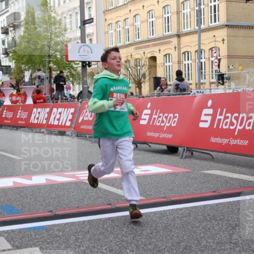 25.04.2026 - Das Zehntel Strokosch-Dieckow http://msf.ph/oto/9622620 25.04.2026 08:52:52 Ziel 1367, 1789, 1798, 2307, 2325, 2495, 2746, 2785, 2797, 2871, 2877, 2884, 2901, 3112, 3164, 3167, 3175, 3348, 3380, 3423, 3691, 3707, 3811, 4037 meine-sportfotos.de