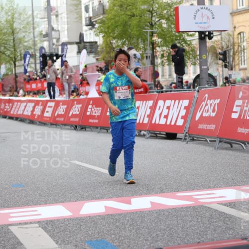 25.04.2026 - Das Zehntel Strokosch-Dieckow http://msf.ph/oto/9622627 25.04.2026 08:52:54 Ziel 1139, 1273, 1367, 1368, 1589, 1789, 1798, 1981, 2307, 2325, 2495, 2785, 2797, 2871, 2877, 2884, 3112, 3164, 3167, 3175, 3181, 3348, 3380, 3423, 3695, 4037 meine-sportfotos.de
