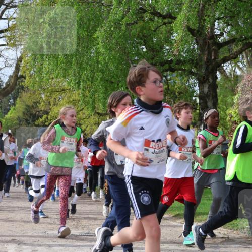 25.04.2026 - Das Zehntel Zöllner http://msf.ph/oto/9622667 25.04.2026 07:41:22 Laufen 3842 meine-sportfotos.de