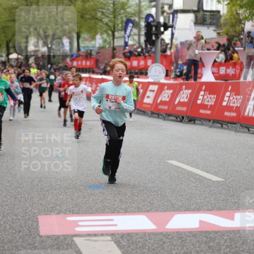 25.04.2026 - Das Zehntel Strokosch-Dieckow http://msf.ph/oto/9622680 25.04.2026 08:56:11 Ziel 1070, 1160, 1304, 1380, 1381, 1657, 1818, 2439, 2584, 2650, 2711, 2793, 3062, 3091, 3128, 3516, 3668, 3678, 3721, 3814, 3893, 3964 meine-sportfotos.de