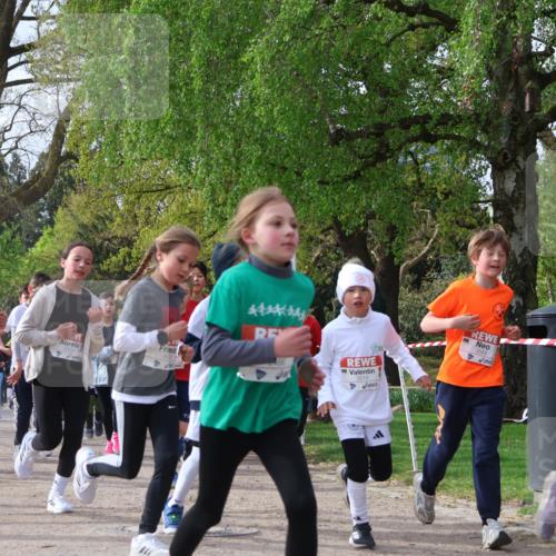 25.04.2026 - Das Zehntel Zöllner http://msf.ph/oto/9622682 25.04.2026 07:41:23 Laufen 4008, 466, 3519, 3308 meine-sportfotos.de