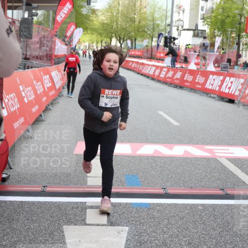 25.04.2026 - Das Zehntel Strokosch-Dieckow http://msf.ph/oto/9622690 25.04.2026 09:14:40 Ziel 2413 meine-sportfotos.de