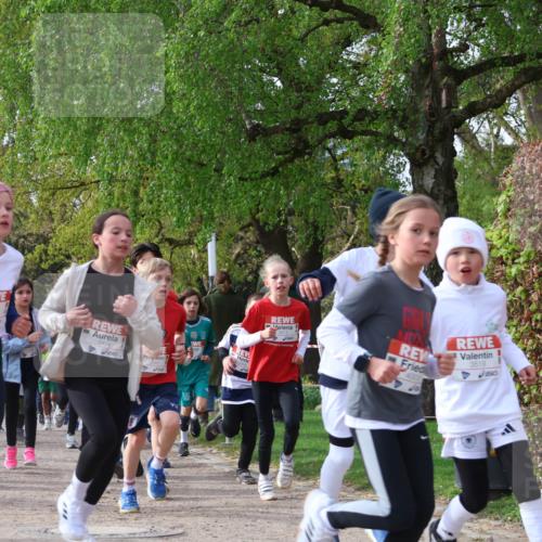 25.04.2026 - Das Zehntel Zöllner http://msf.ph/oto/9622692 25.04.2026 07:41:24 Laufen 3424, 3519 meine-sportfotos.de