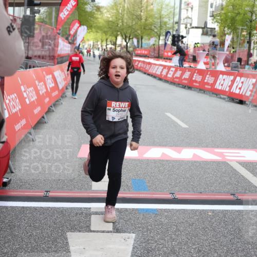 25.04.2026 - Das Zehntel Strokosch-Dieckow http://msf.ph/oto/9622699 25.04.2026 09:14:40 Ziel 2413 meine-sportfotos.de