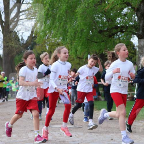 25.04.2026 - Das Zehntel Zöllner http://msf.ph/oto/9622853 25.04.2026 07:41:35 Laufen 2873, 2870 meine-sportfotos.de