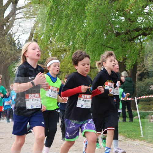 25.04.2026 - Das Zehntel Zöllner http://msf.ph/oto/9622912 25.04.2026 07:41:40 Laufen 44344440, 2954, 3183, 2944 meine-sportfotos.de