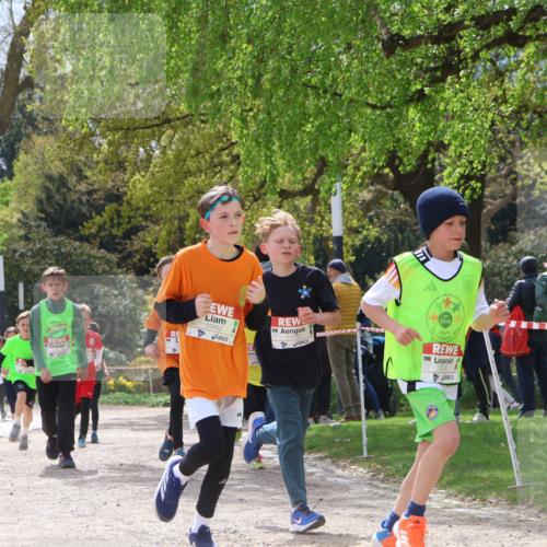 25.04.2026 - Das Zehntel Zöllner http://msf.ph/oto/9622964 25.04.2026 11:39:48 Laufen 12452, 11735, 1949 meine-sportfotos.de