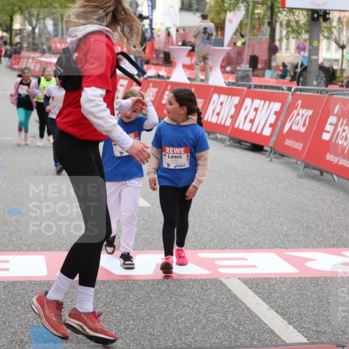 25.04.2026 - Das Zehntel Strokosch-Dieckow http://msf.ph/oto/9622968 25.04.2026 09:14:56 Ziel 2092, 2107 meine-sportfotos.de