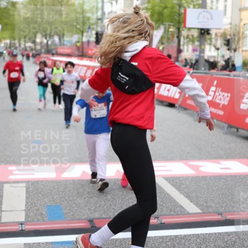 25.04.2026 - Das Zehntel Strokosch-Dieckow http://msf.ph/oto/9622975 25.04.2026 09:14:57 Ziel 2092, 2107 meine-sportfotos.de