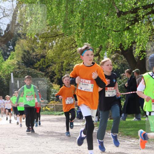25.04.2026 - Das Zehntel Zöllner http://msf.ph/oto/9622979 25.04.2026 11:39:48 Laufen 12452, 1949, 12087 meine-sportfotos.de