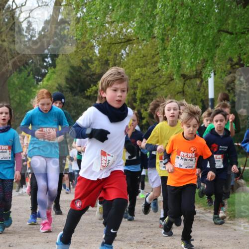25.04.2026 - Das Zehntel Zöllner http://msf.ph/oto/9622981 25.04.2026 07:41:45 Laufen 3962, 1772, 3592 meine-sportfotos.de