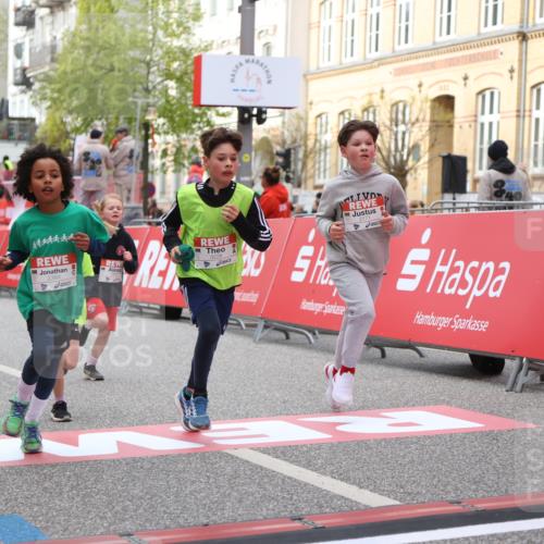 25.04.2026 - Das Zehntel Strokosch-Dieckow http://msf.ph/oto/9622998 25.04.2026 08:56:21 Ziel 1056, 1424, 1565, 1614, 1975, 2037, 2171, 2384, 2387, 2682, 2869, 2928, 3105, 3237, 3445, 3544, 3757, 3895, 4006 meine-sportfotos.de