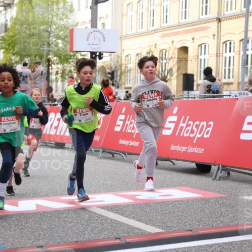 25.04.2026 - Das Zehntel Strokosch-Dieckow http://msf.ph/oto/9623009 25.04.2026 08:56:21 Ziel 1056, 1424, 1565, 1614, 1975, 2037, 2171, 2384, 2387, 2682, 2869, 2928, 3105, 3237, 3445, 3544, 3757, 3895, 4006 meine-sportfotos.de