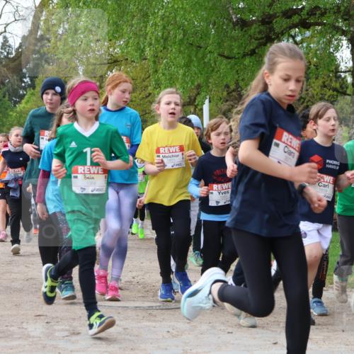 25.04.2026 - Das Zehntel Zöllner http://msf.ph/oto/9623018 25.04.2026 07:41:47 Laufen 1473, 1, 1368, 2825, 1265, 2780, 1684, 1859 meine-sportfotos.de