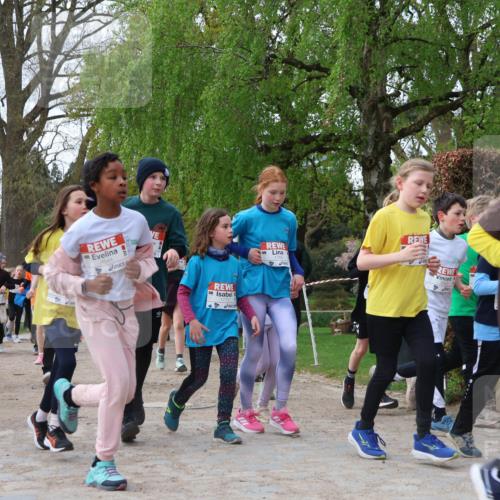 25.04.2026 - Das Zehntel Zöllner http://msf.ph/oto/9623043 25.04.2026 07:41:48 Laufen 3544, 1772, 1473 meine-sportfotos.de