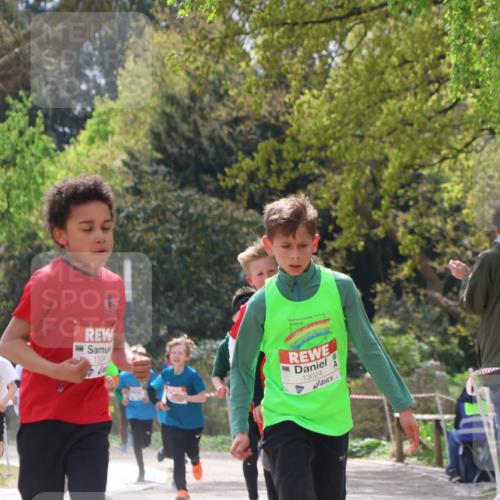 25.04.2026 - Das Zehntel Zöllner http://msf.ph/oto/9623052 25.04.2026 11:39:49 Laufen 1294, 13024 meine-sportfotos.de
