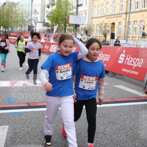 25.04.2026 - Das Zehntel Strokosch-Dieckow http://msf.ph/oto/9623077 25.04.2026 09:14:59 Ziel 1112, 1120, 2092, 2107, 4073 meine-sportfotos.de