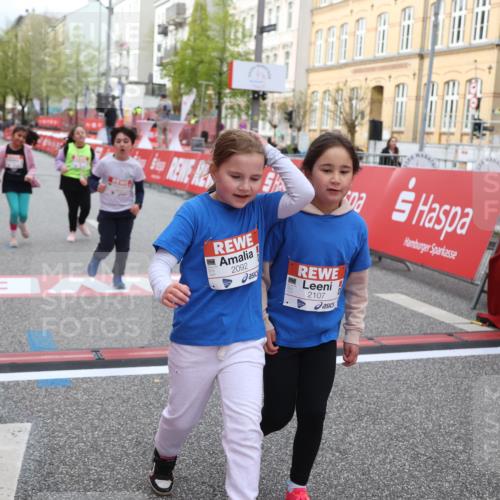 25.04.2026 - Das Zehntel Strokosch-Dieckow http://msf.ph/oto/9623086 25.04.2026 09:14:59 Ziel 1112, 1120, 2092, 2107, 4073 meine-sportfotos.de