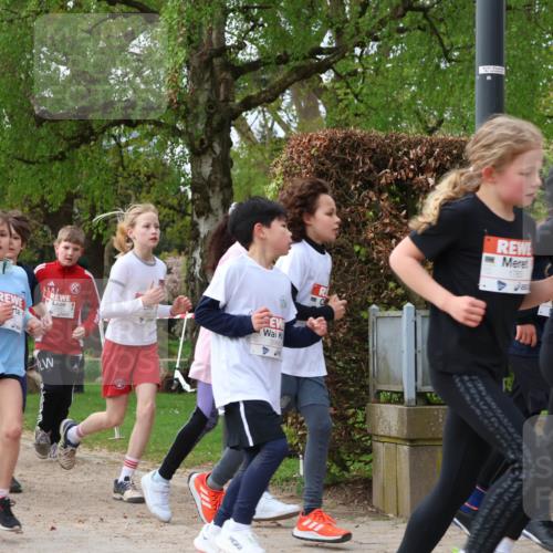 25.04.2026 - Das Zehntel Zöllner http://msf.ph/oto/9623143 25.04.2026 07:41:54 Laufen 187, 3568, 1783, 1735, 925 meine-sportfotos.de