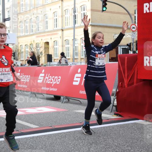 25.04.2026 - Das Zehntel Strokosch-Dieckow http://msf.ph/oto/9623153 25.04.2026 08:56:28 Ziel 1008, 1050, 1123, 1365, 2171, 2384, 2527, 2780, 2869, 2964, 3080, 3228, 3536, 3895, 3980 meine-sportfotos.de
