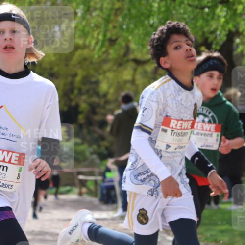 25.04.2026 - Das Zehntel Zöllner http://msf.ph/oto/9623238 25.04.2026 11:39:53 Laufen 11480, 10534, 11423, 11423 meine-sportfotos.de