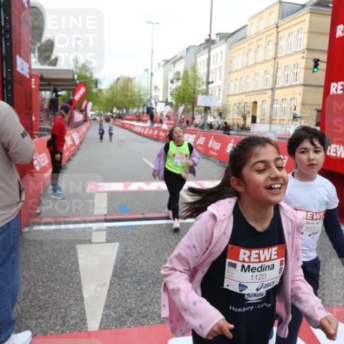 25.04.2026 - Das Zehntel Strokosch-Dieckow http://msf.ph/oto/9623253 25.04.2026 09:15:02 Ziel 1112, 1120, 2092, 2107, 4073 meine-sportfotos.de
