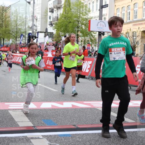25.04.2026 - Das Zehntel Strokosch-Dieckow http://msf.ph/oto/9623273 25.04.2026 08:56:31 Ziel 1008, 1123, 1365, 1875, 1898, 2196, 2207, 2319, 2494, 2527, 2686, 3080, 3228, 3234, 3275, 3536, 3980, 4035 meine-sportfotos.de